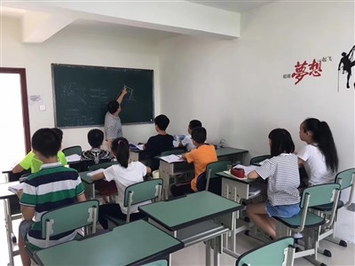 成都高中辅导班 全面覆盖小初高文化课与教育文化用品研发销售